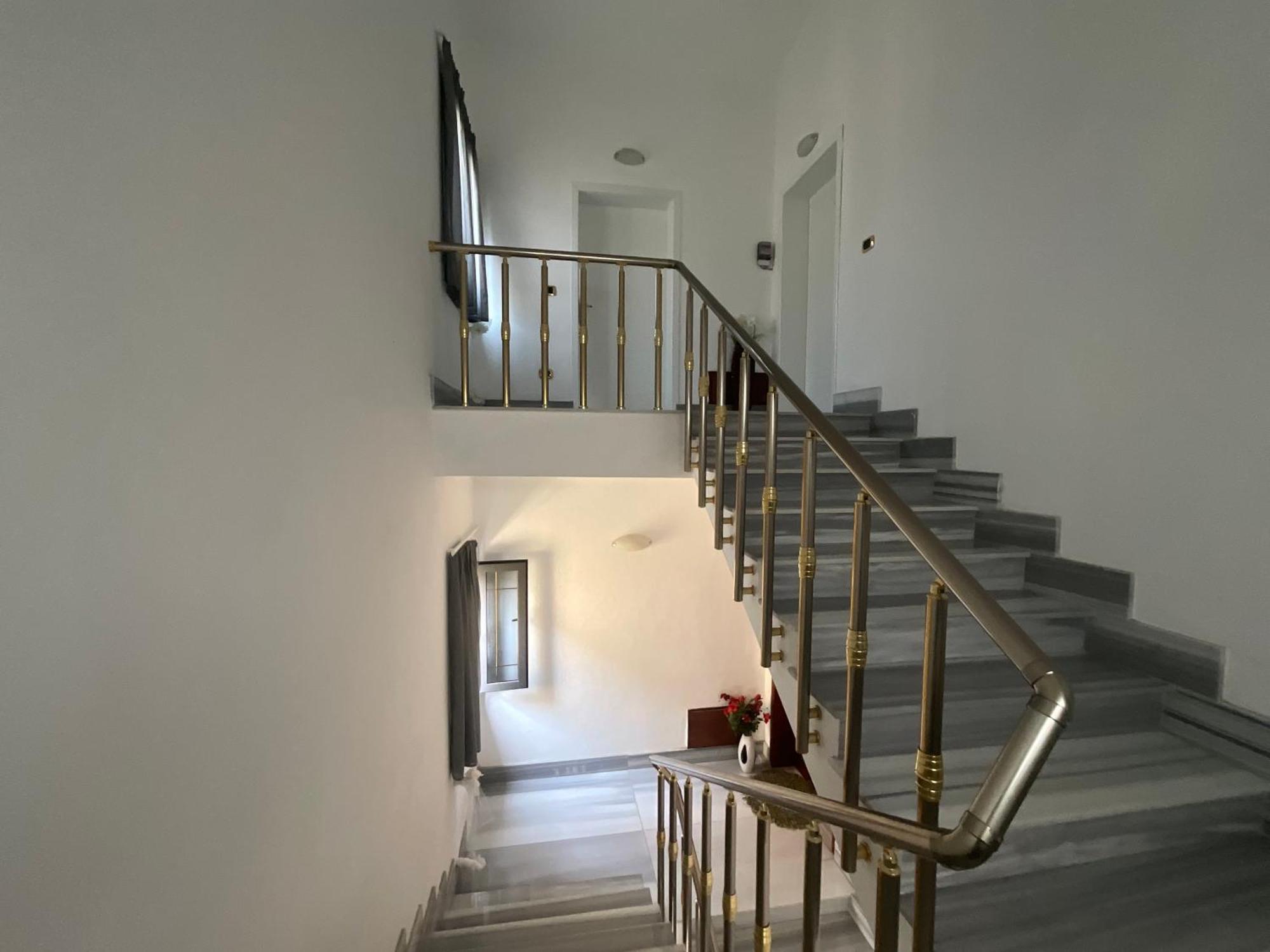 Italian Style Apartment Durrës Exteriör bild